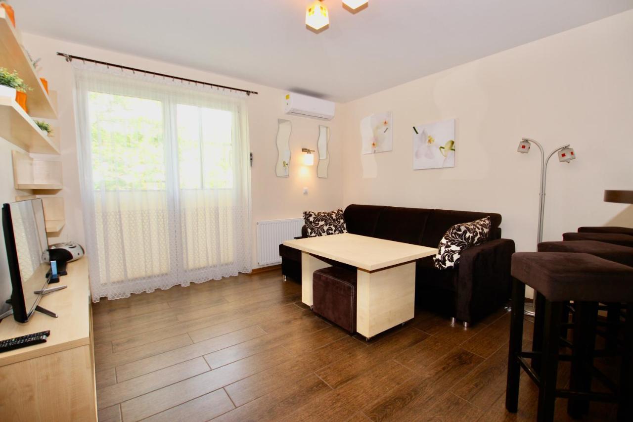 Apartamenty Bursztynowe Komnaty Darłówko Exterior foto