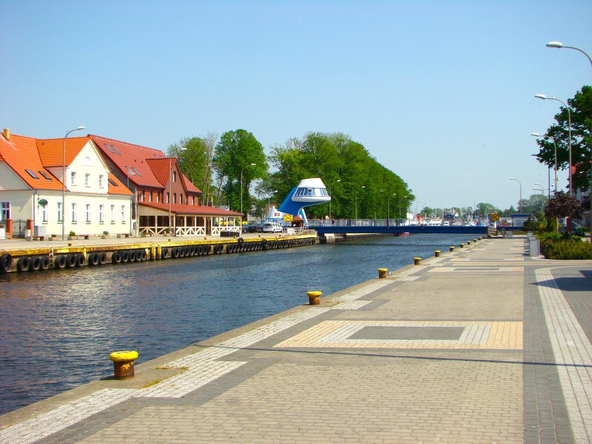 Apartamenty Bursztynowe Komnaty Darłówko Exterior foto